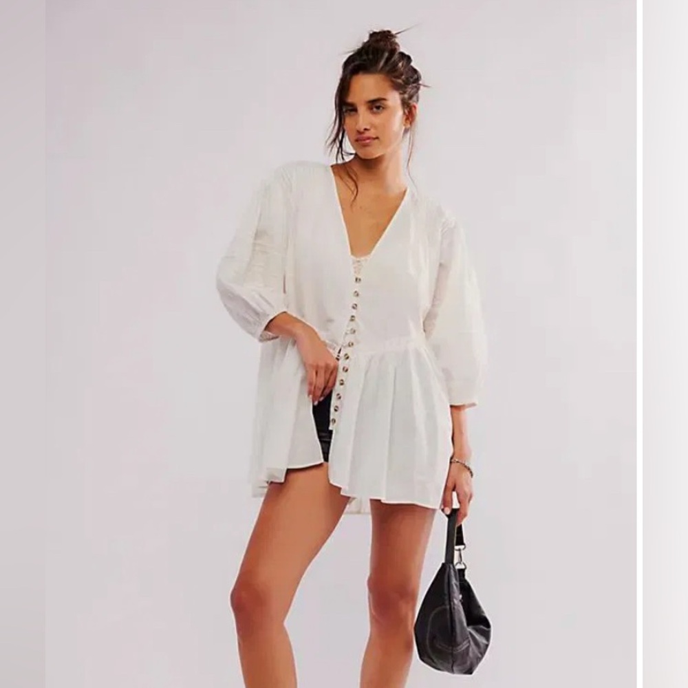 Free People White Wrapped In Love Tunic Top Size Large
